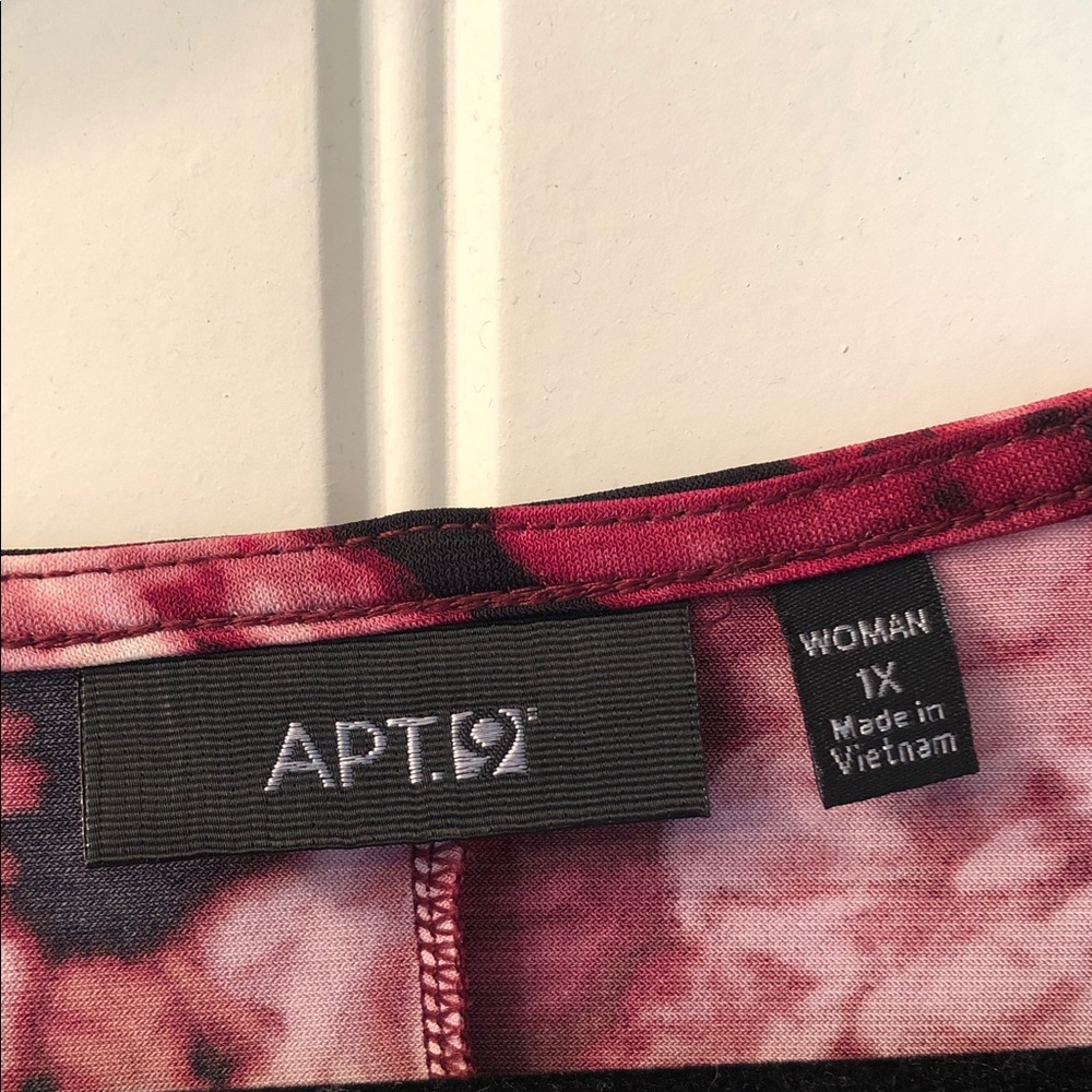 Apt. 9 Burgundy and Pink Floral Twist-Front Sleeveless Top - Picture 2 of 4